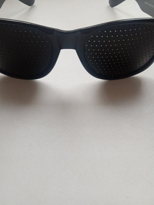 Очки сеточки . Тренажёр.