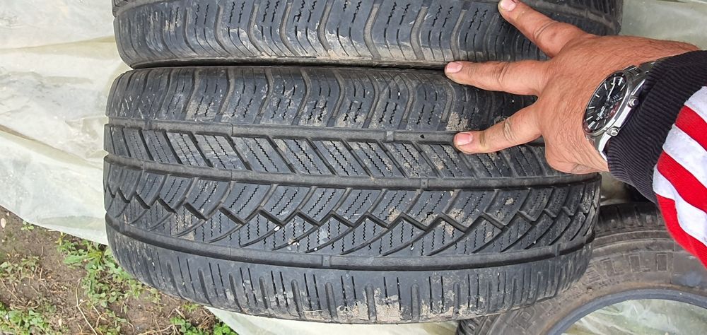 Гуми 2бр 225/40/18 - 1бр - 75лв