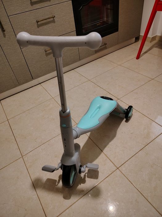 Trotinetă 3 in 1  aproape noua.