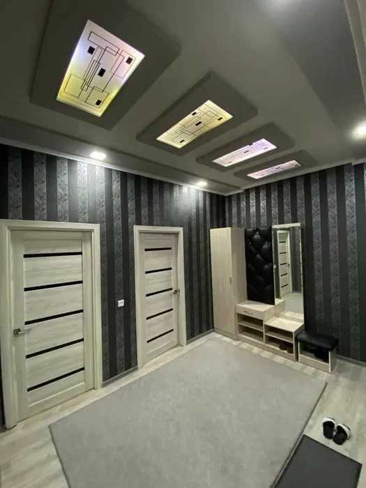 Сдаётся квартира в ТЦ Парус Спорт Товар 3-комнат р-н Чиланзар-7