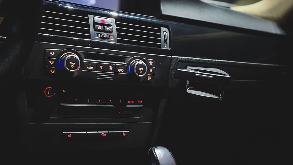BMW E90 335xi LCI