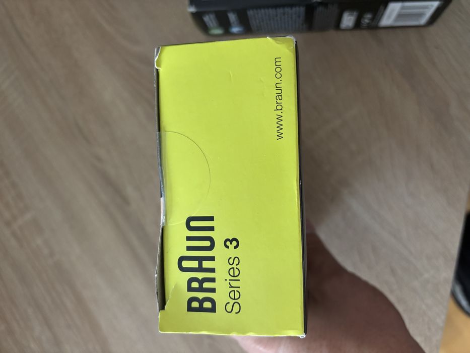 Aparat de ras electric Braun nou sigilat