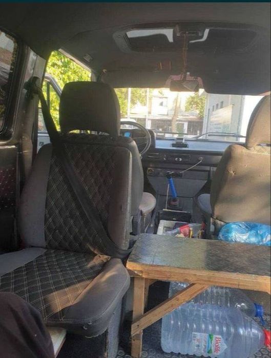 Volkswagen Transporter T3. Benzin. Gidravlika. Elektrozerkala