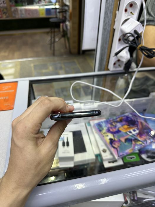 IPhone 11 pro, 64гб, б/у