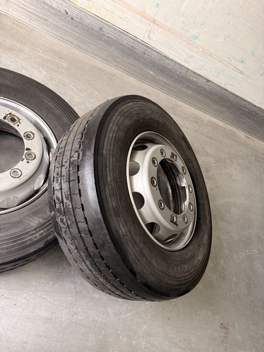 Продаю два балона