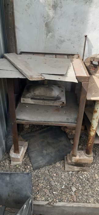 Столярный стол+железный столл