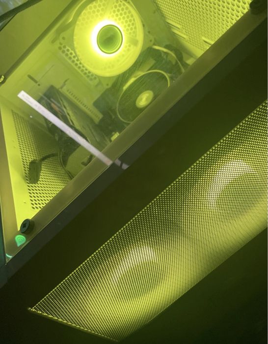 Vand pc gaming + multe altele