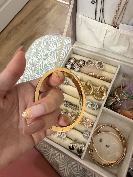 Оригинална гривна Michael Kors закупена от САЩ