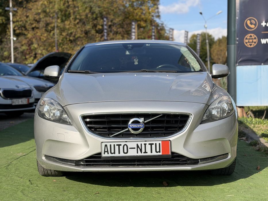 VOLVO V40 2014 — imagine 2