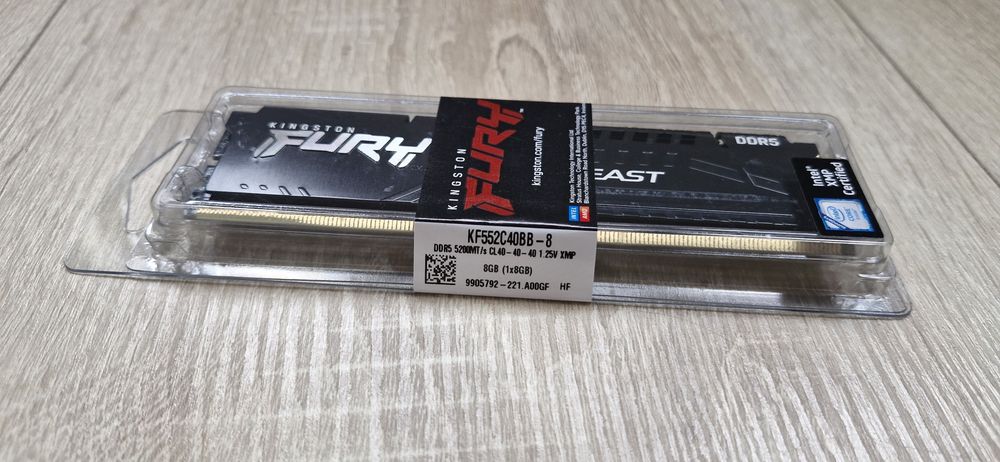 Памет 8GB DDR5 5200MT/s, Kingston FURY Beast