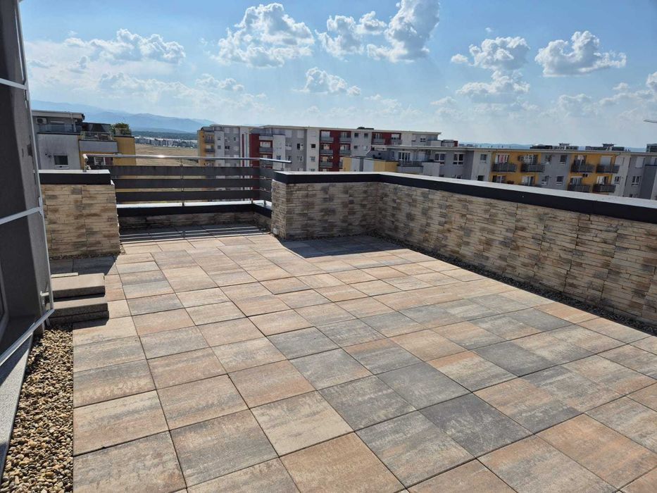 Persoană fizică vând penthouse modern etajul 9  Avantgarden