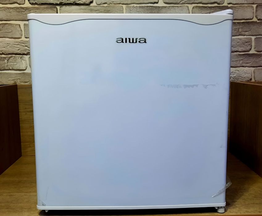Мини холодильники от японского бренда AIWA,для офисов