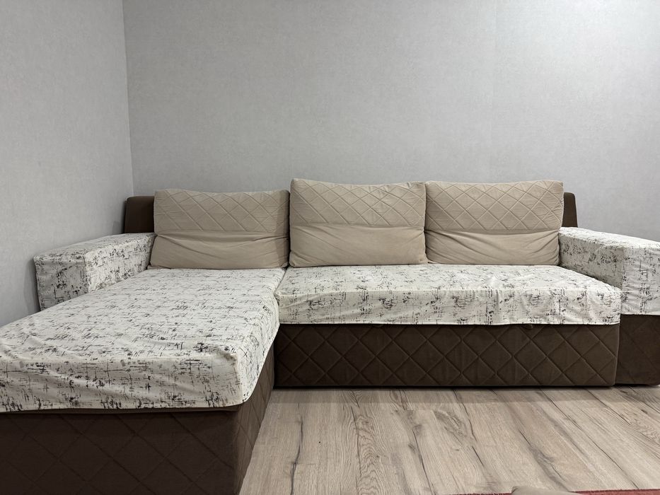 Продам диван новый