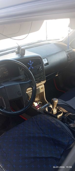 Фольксваген б3 седан.