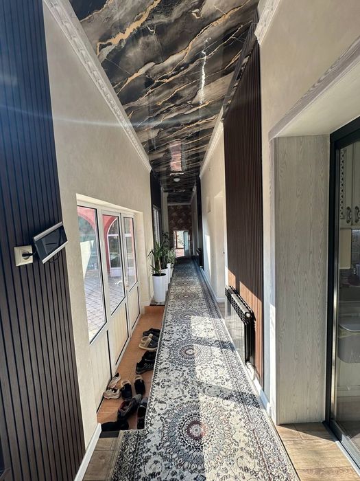 Продаётся дом в хорошо районе, 10 соток земли, 9 комнат