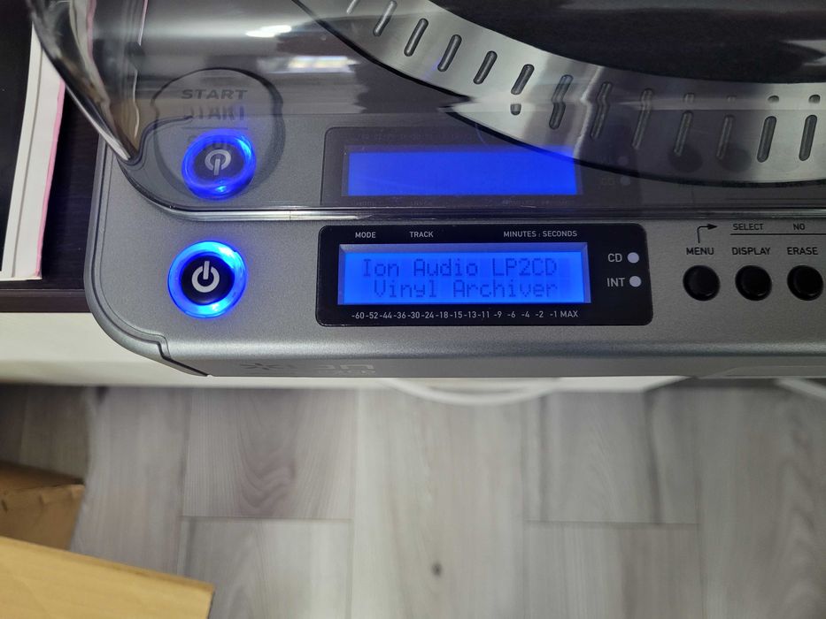 ION LP 2 CD turntable with cd recorder