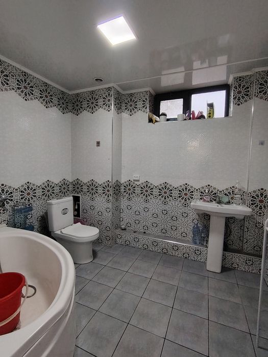 Квартира сотилади Зудлик Билан