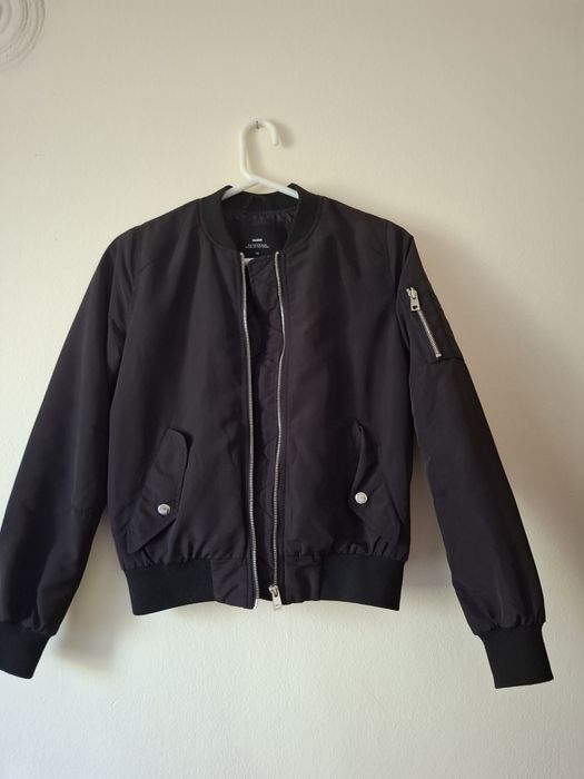 Черно бомбър яке