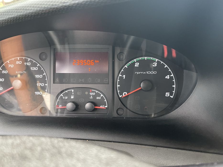 На Части Ивеко Dayl35C15 фейс