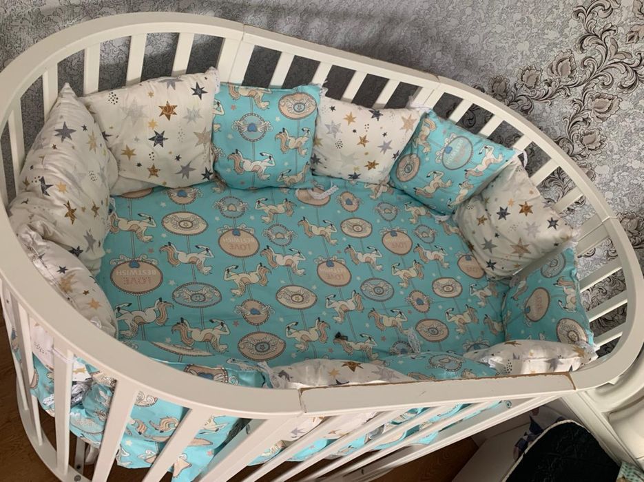 Спальный гарнитур