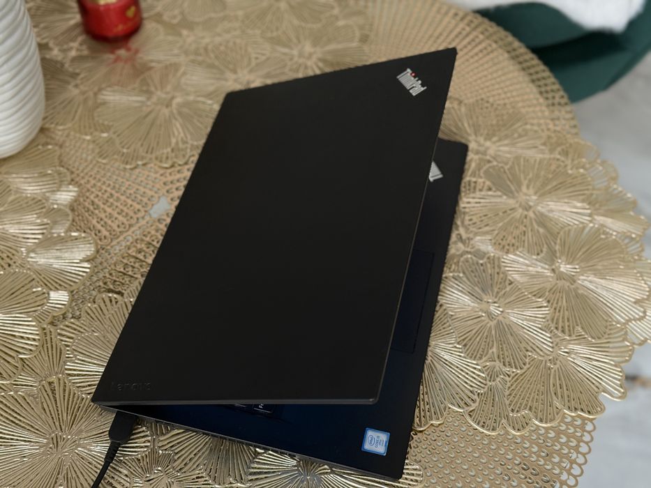 Lenovo ThinkPad T470 Intel I5 vPro 6th, 8gb ram, 256 SSD, Windows 10.