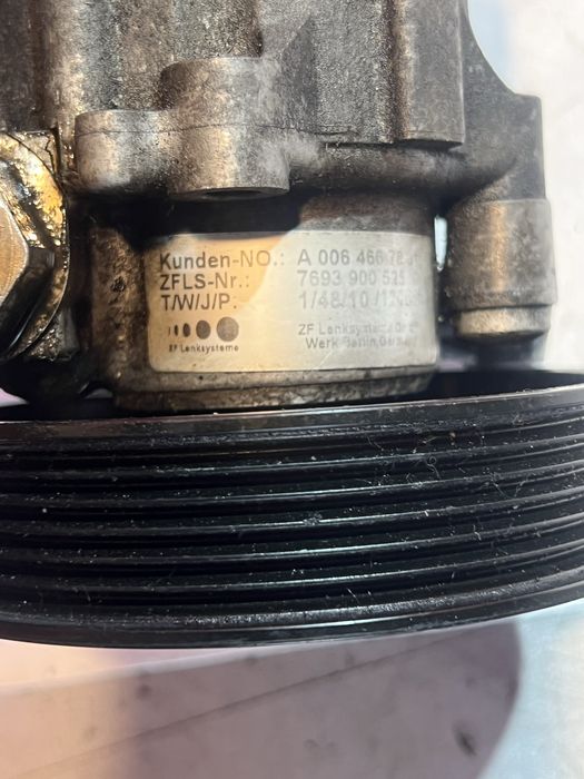 Pompa servo Mercedes 2.2 C-classe e-classe E5