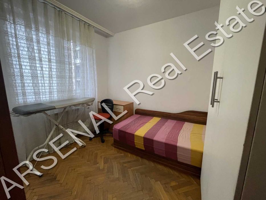 Дава се под наем Четиристаен апартамент в София, Гео Милев - 135 кв.м за 700 € - Снимка #5