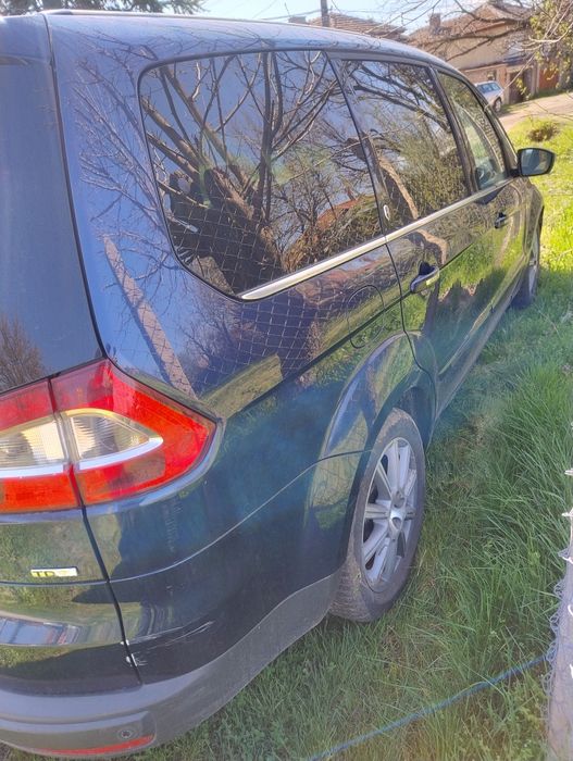 Форд -  Галакси .