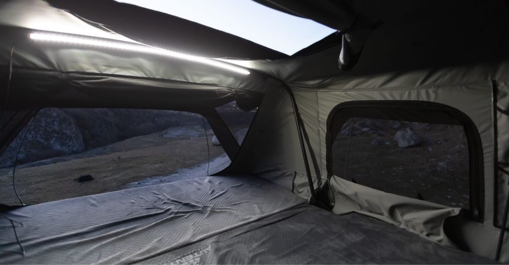 Cort de plafon auto Autentic Family Skyroof  – ABS hard shell pentru 2-3 persoane.