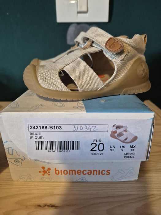 Sandale Biomecanics mar 20