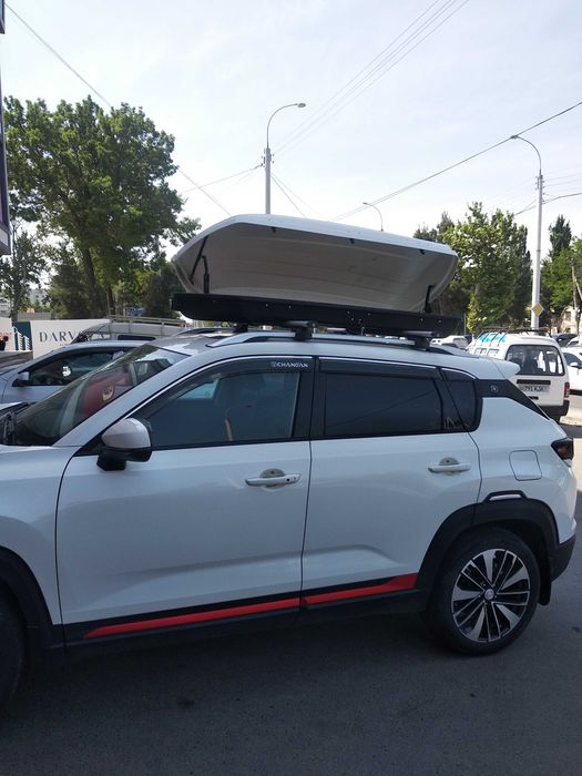 Автобокс на крышу (170 см), белый глянец. Состояние нового!