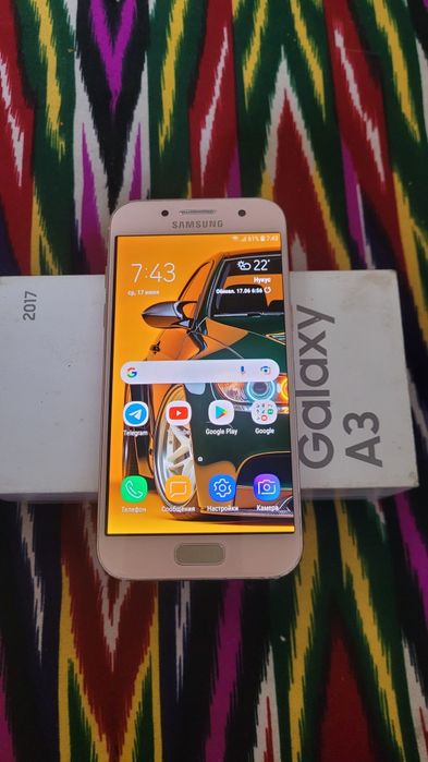Samsung A3(2017).