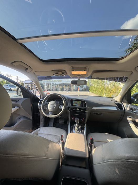 Audi Q5 2.0 TDI 170 CP quattro Automat • Panoramic • Piele • Navigație •