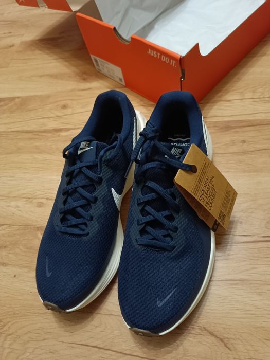 Nike Revolution 8 номер 44.5 Нови