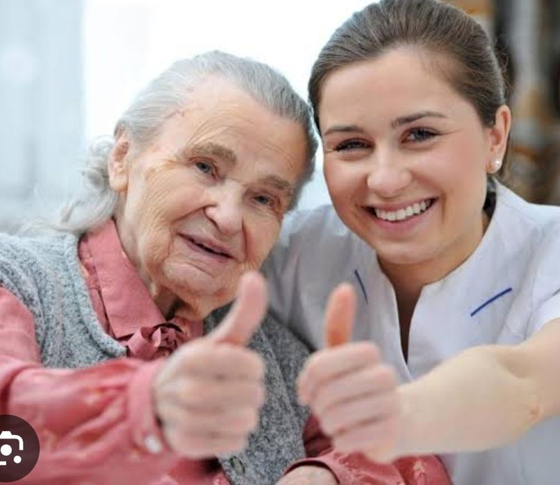 Сиделка с опытом работы.