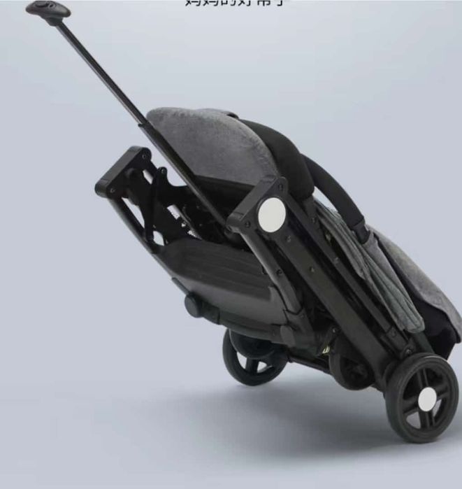 Коляска для малышей новый