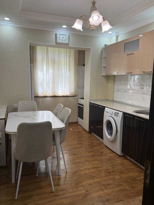 Продаю Свою Айбек 2х комнатную 1 этаж