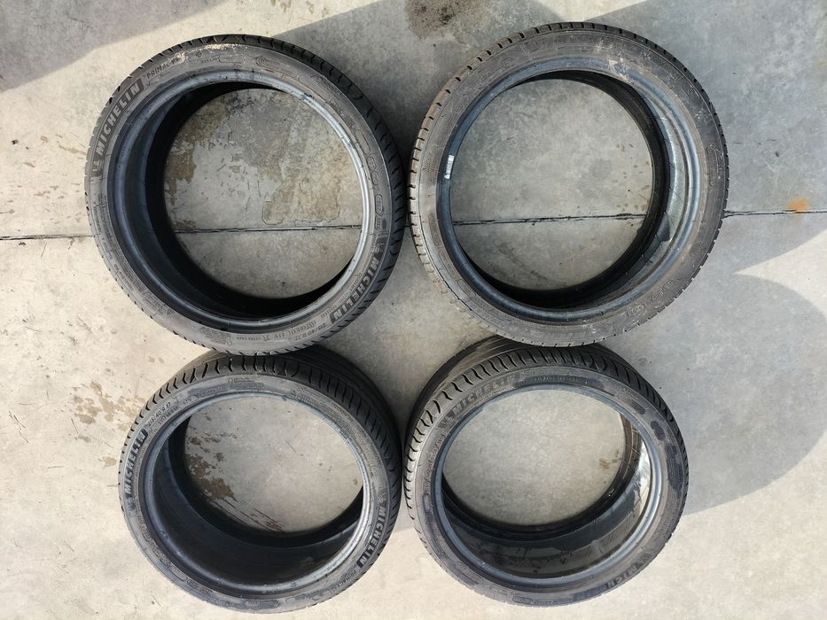 4бр. Летни гуми Michelin 215/40/17