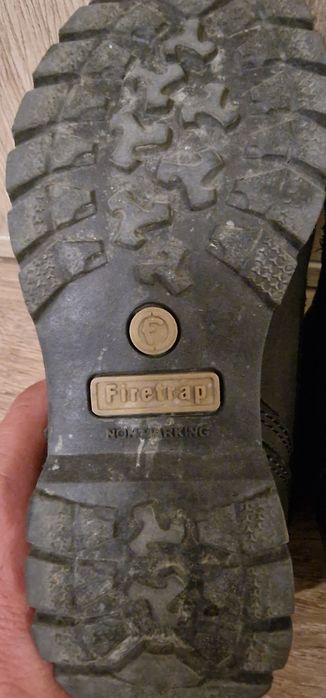 Ghete copii, Firetrap, piele nabuc, stare foarte buna, marime 27