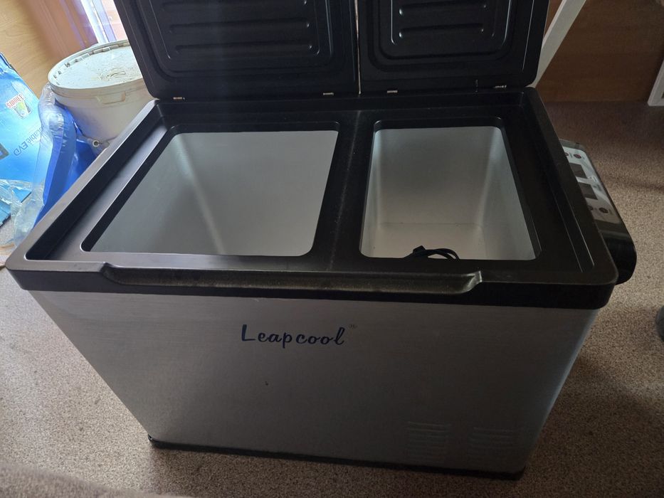 Автомобильный холодильник