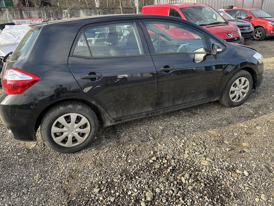 Toyota Auris Тойота Аурис 1.4d4d 90кс 2011г На части!