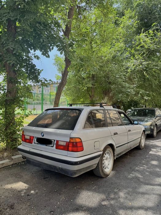 Bmw универсал 520…….
