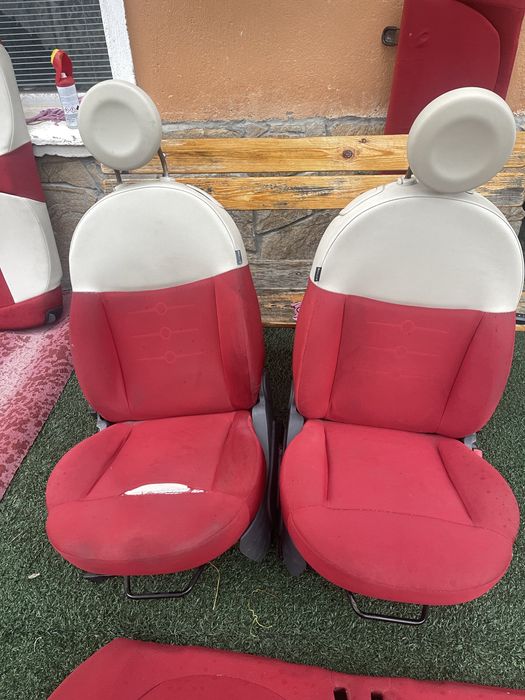 Fiat 500 салон предни седалки
