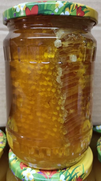 Пчелна пита с мед / мед в пита /  мед с разпечатка РЕКОЛТА 2025