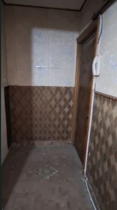 Vand apartament, 2 camere , etaj 2