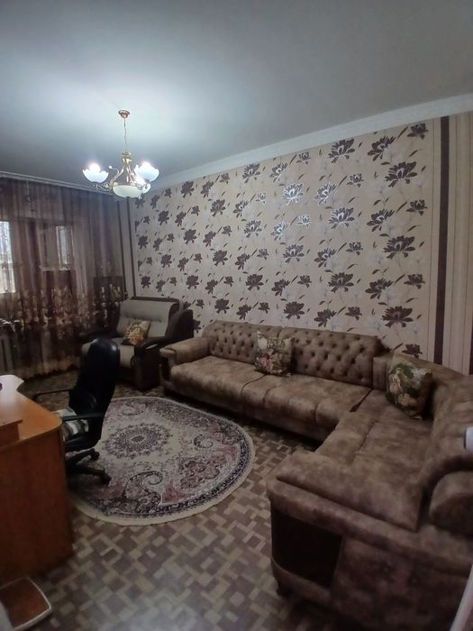 Продается светлая и уютная квартира на Алгоритме.