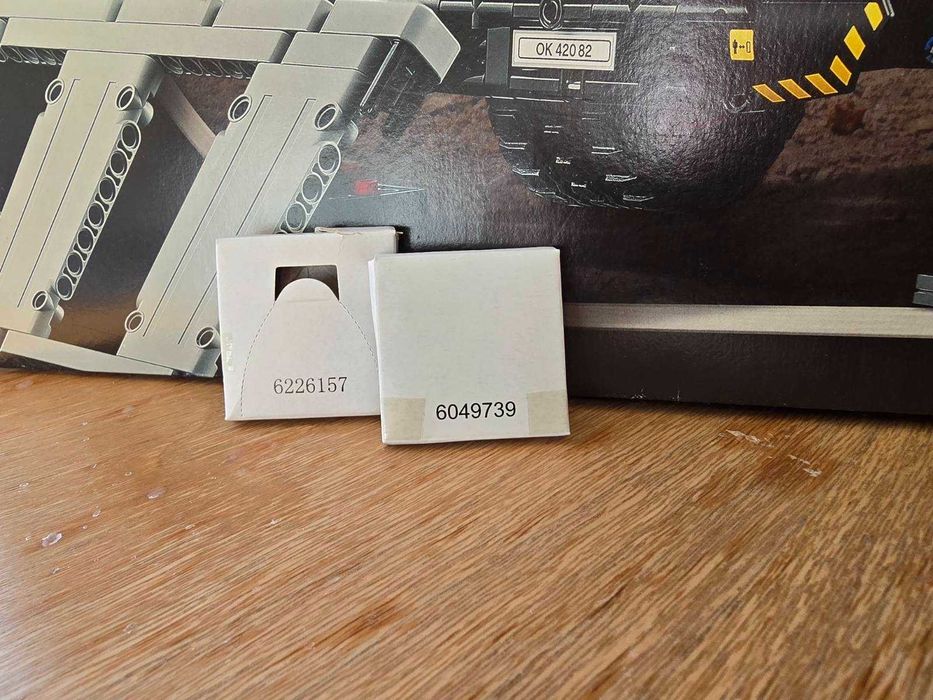 LEGO Technic The Big Red 42082