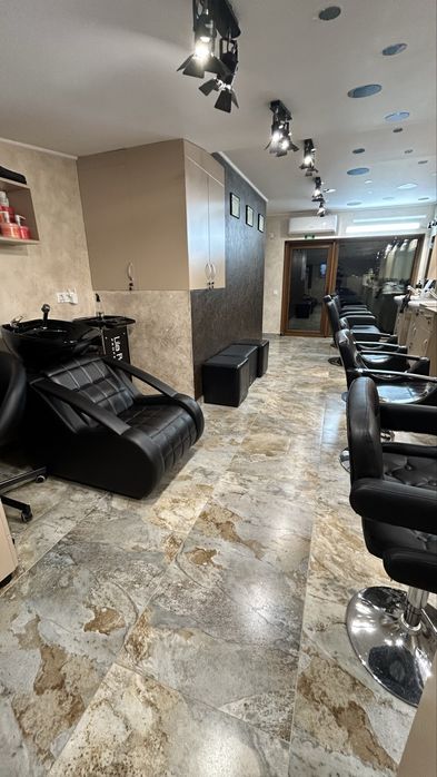 Inchiriez post de lucru frizerie/ coafor/ manichiura. Magurele(Ilfov)