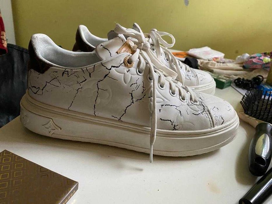 sneakersi Louis Vuitton originali