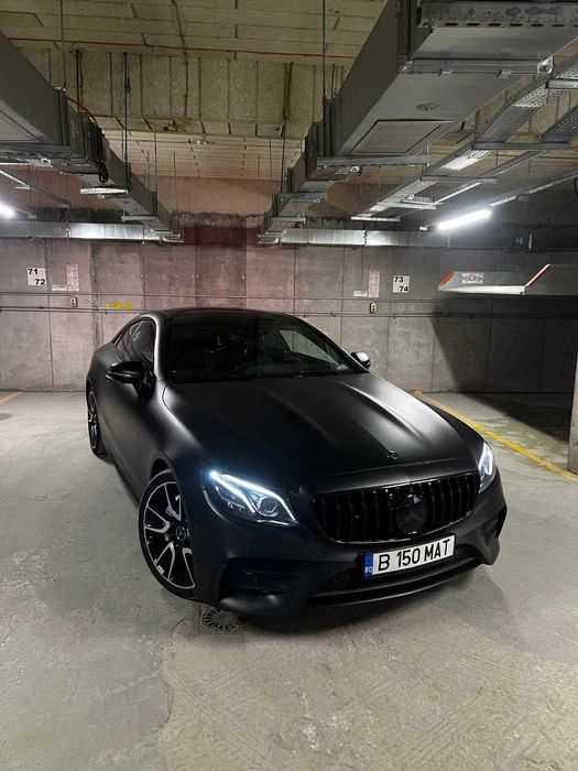 Mercedes e 53 AMG     83.000km  WDD2383611F091310